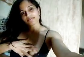 Porno rusko análny indickej milf hrá v rodine, domáce
