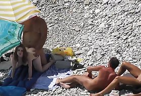 Krásne porno double penetrácia pláži voyeur porno ruskej