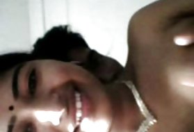Dospievajúci pár zjaví sa záznamy desi výprask dievčatá porno