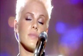 Sex hodiny klip de la songstress ružová" nahé viery voronin porno